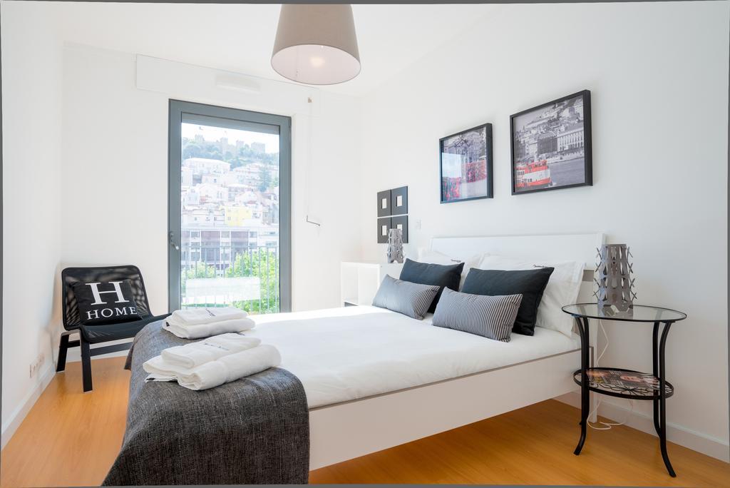 Flh Martim Moniz Castle View Flat Apartment ลิสบอน ห้อง รูปภาพ