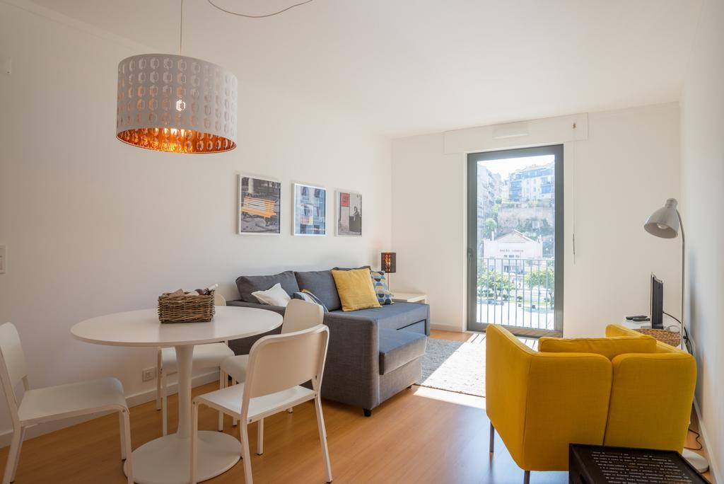 Flh Martim Moniz Castle View Flat Apartment ลิสบอน ห้อง รูปภาพ